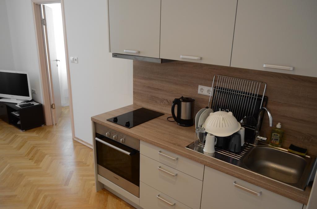 Apartment Milani With Private Garage Opatija Pokoj fotografie